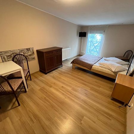 Bed and Breakfast Gosciniec Pod Fura Кобєжице Екстер'єр фото
